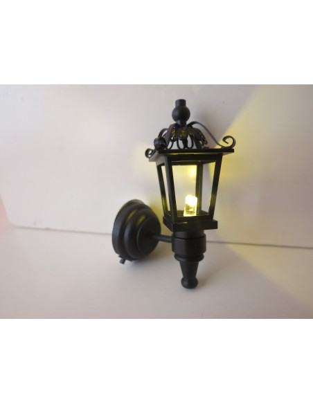 Farol negro de pared. LED