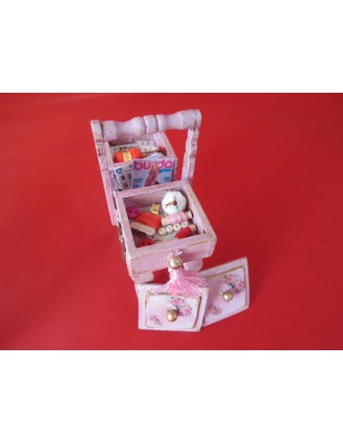 Costurero de 2 pisos con patas en rosa