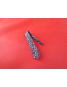 Corbatas, color oscuro o claro 2