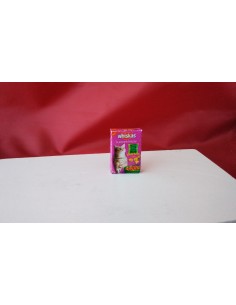 Caja de comida para gatos en miniatura 2